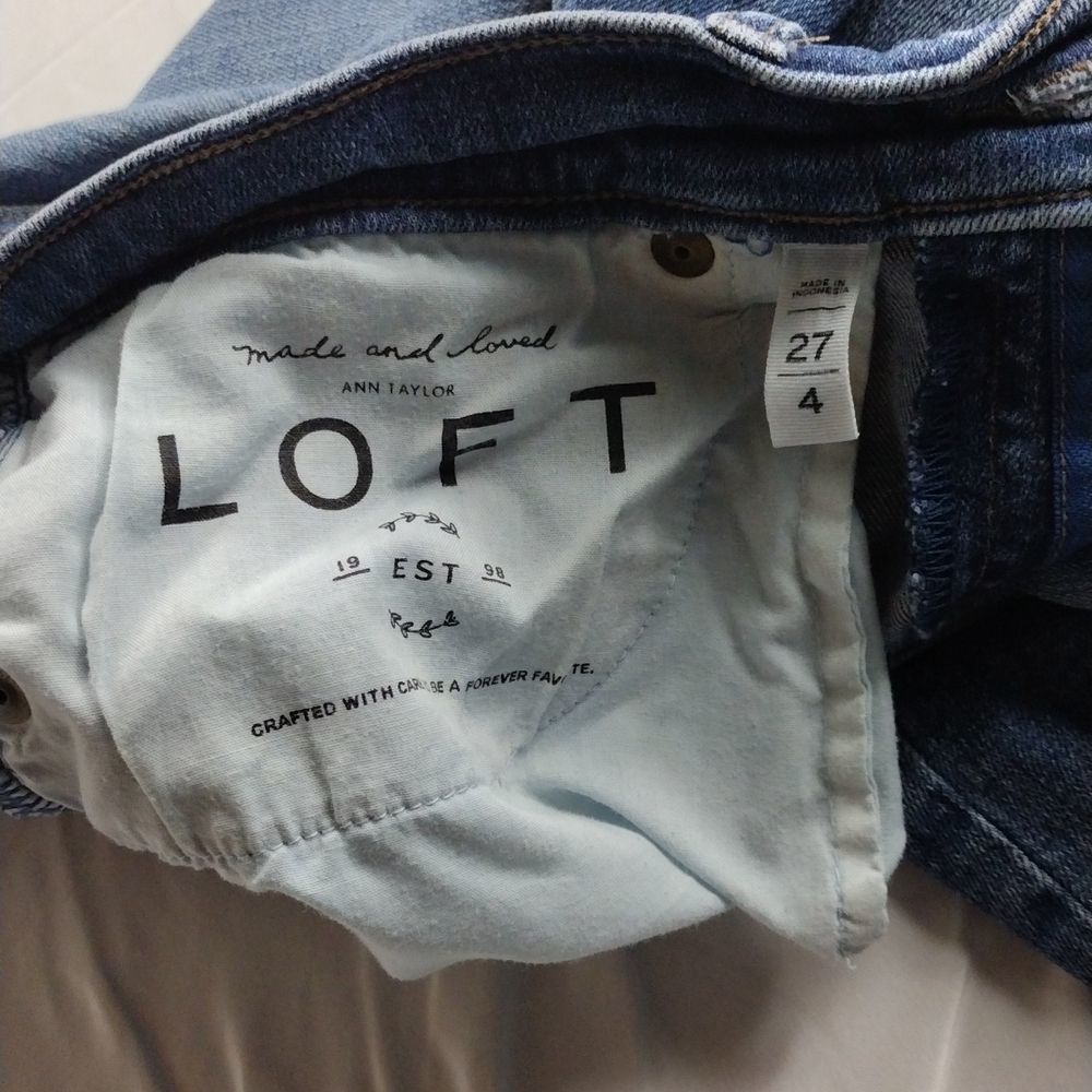 Ann Taylor Loft Denim Jeans Shorts - Picture 10 of 12